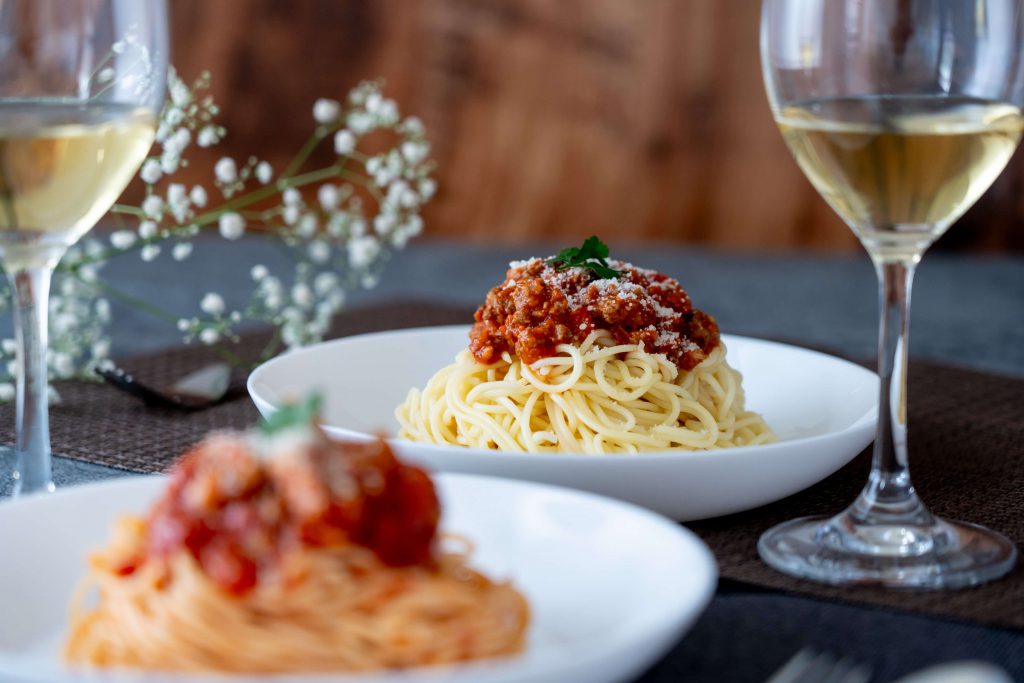 千屋牛とピーチポークのミートソース&ポルチーニと牛窓マッシュルームのトマトソースの生パスタセット